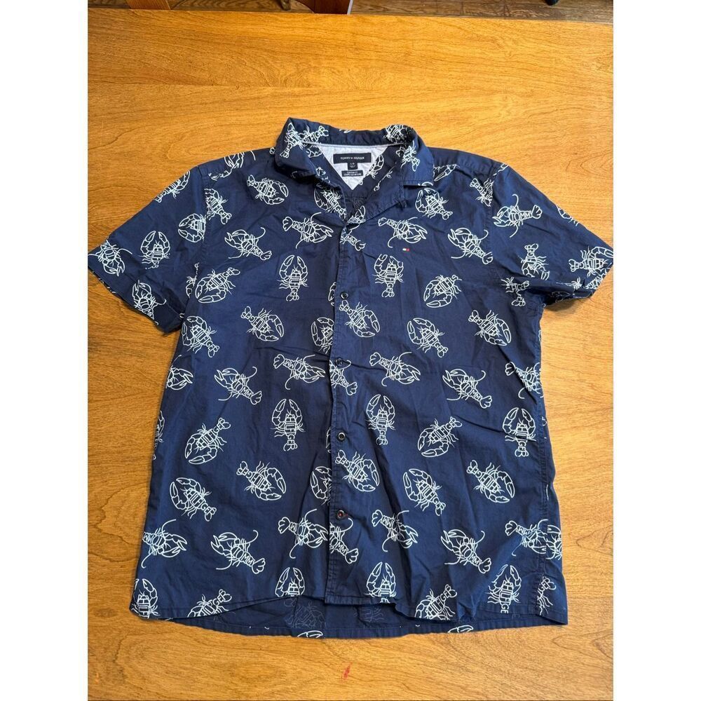 Tommy Hilfiger Men's Lobster Custom Fit Short Sleeve Button Up Shirt Navy Large